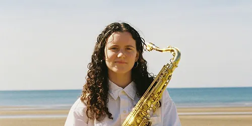 Zoe Downs [Modern Jazz Folk Saxophone Led]