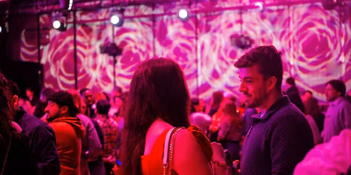 Singles Night | Singles Pitch Night