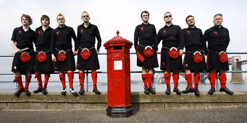 Red Hot Chilli Pipers - Tribute