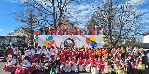 Rosenmontagszug mit anschlie\u00dfender Party