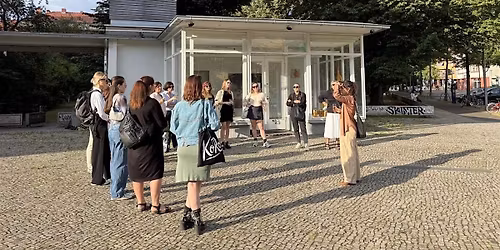 tipBerlin Girls Art Walk