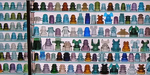 Yankee Pole Cat Insulator Club Annual "Beat the Snow" Insulator, Bottle & Collectibles Show