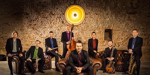 SAVOY SATELLITES orbit Count Basie feat. Emil Wahlgren