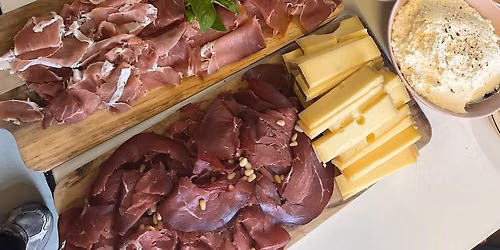 F\u00f8dselsdags-TAPAS-Buffet i Bjert Gamle Brugs