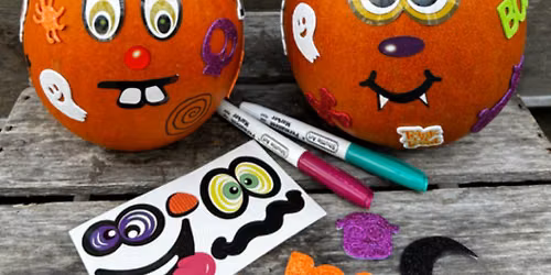 10.19-10.24: Toddler & Me: Halloween Sticker Pumpkins