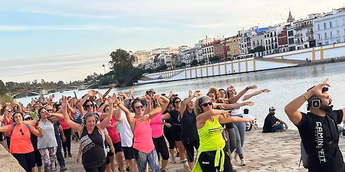 1 Marzo Sevilla CaminaFit\u00ae\ufe0f al atardecer