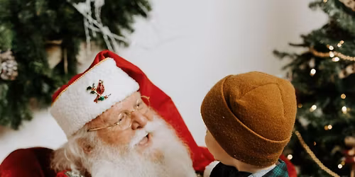 Holiday Magic, Photos With Santa!