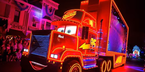 Parking The Thing with The Macks