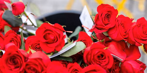 Luv\u2019n Lunch at World of Winter