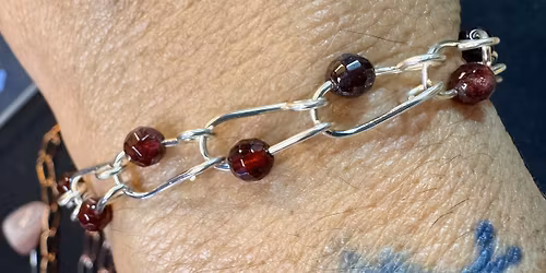 Beaded Wire "U" Chain Bracelet Class *$20 *Materials Provided