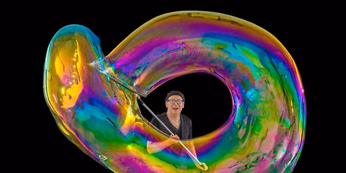 Amazing Bubble Man at Dundee's Whitehall Theatre 2 Aug., 14:00