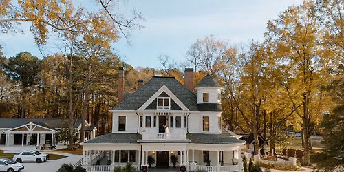 Christmas at the Manor | Santa, Hot Chocolate, and more!