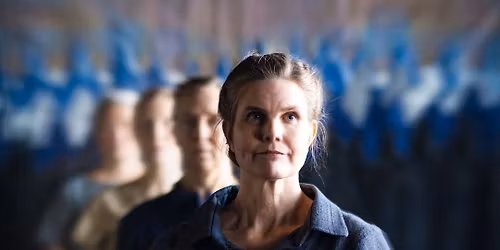 Knapparna - en teaterf\u00f6rest\u00e4llning i juletid av Moa Martinsson