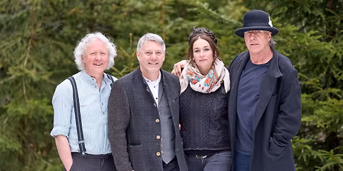 SUSI RAITH "Es weihnachtet\u2026dahoam und \u00fcberall" - Weihnachtsmusik aus Bayern und der Welt