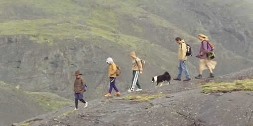 Klub Filmowy \u017b\u00f3\u0142ty Fotel "Mi\u0142o\u015b\u0107, kt\u00f3ra zostaje" - go\u015b\u0107: Wojciech Tutaj