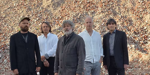 M. Walking on the Water \u2022 K\u00f6ln \u2022 Geb\u00e4ude 9