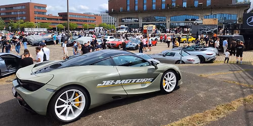 Classic meets Sportscar \u2013 Die gro\u00dfe Ausfahrt