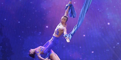 Shanghai Acrobats Present Shanghai Circus