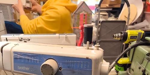 Ivalossa ompelukoneiden ja saumurien huoltop\u00e4iv\u00e4