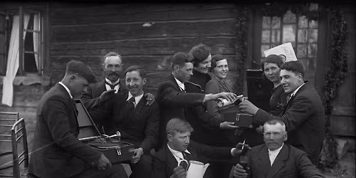 Sarunu vakars "Mani Stren\u010di"