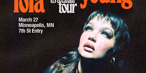 Lola Young at Hollywood Palladium