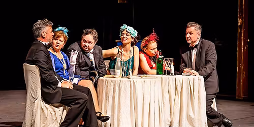 Divadlo - Sv\u011bt\u00e1ci