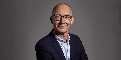 Niels Krause-Kj\u00e6r: Ude for uden