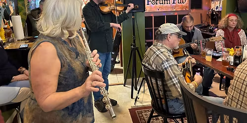 Acoustic Circle with Joe Messineo