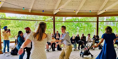 Nationaldagsdans med prova-p\u00e5 & live musik