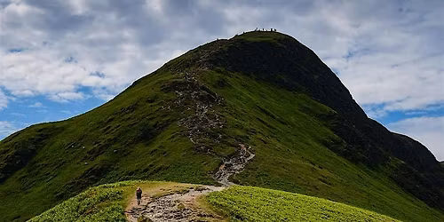 Copy of Hike in Croy