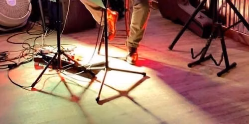 Roy Fifer Back @ the Bison