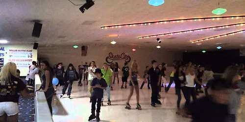 TROOP 483 \/ SKATING OUTING