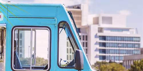 Easy Slider Food Truck at Klyde Warren Park - Spring Break
