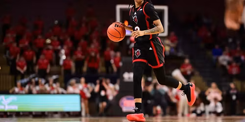 Parking Washington Huskies at Rutgers Scarlet Knights Womens Volleyball