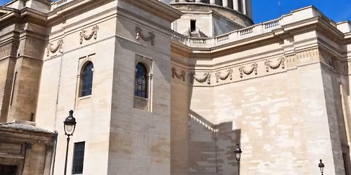 La chasse aux sorci\u00e8res, les femmes puissantes de Paris