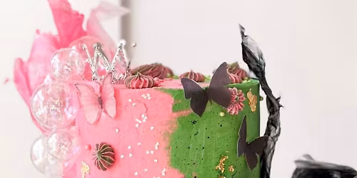 Follow the Yellow Brick Road Cake Class