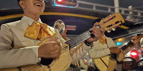 Mariachi Night Tour: recorre la ciudad en el Capital Bus | Mexico City