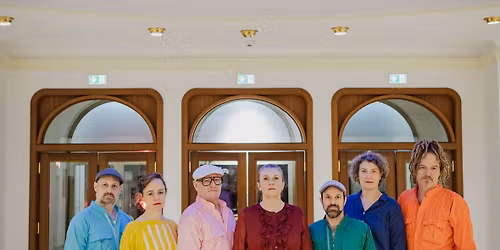 Birgit Denk und die Novaks - Der Papa wird's schon richten \/\/ STADTSAAL Wien