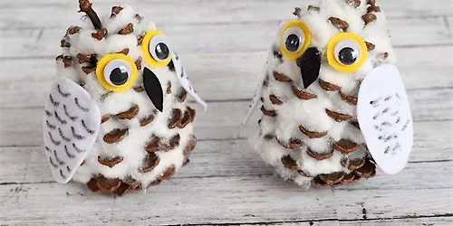Snowy Owl Pinecone Craft