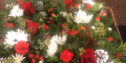 Christmas Centerpiece Class 6-7pm