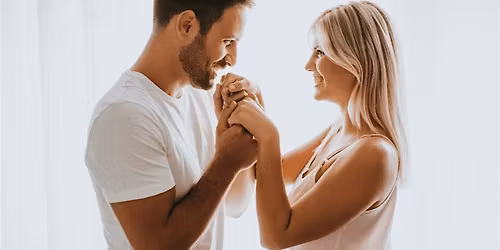 TANTRA FOR MODERN-DAY COUPLES: Practical Tools for Lasting Intimacy