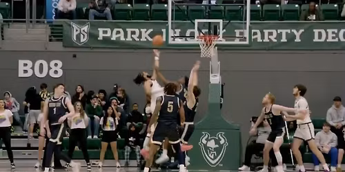 Parking Montana State Bobcats at Portland State Vikings Mens Basketball