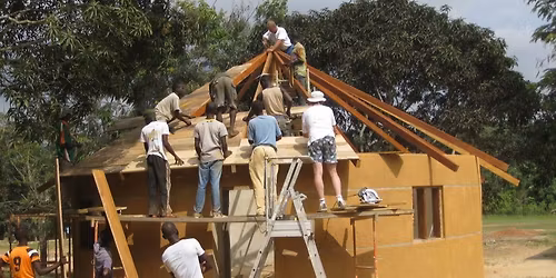 March\u00e9 de No\u00ebl Brumath - chalet de notre association