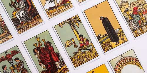 Tarot n\u00e1mskei\u00f0 me\u00f0 Silju Bj\u00f6rk og S\u00f6ru