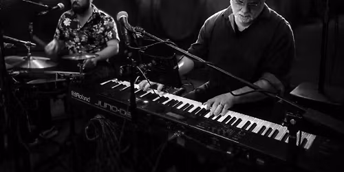 Son & Reynolds LIVE@Julie\u2019s Dream Winery 