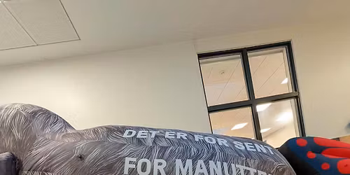 Flyeruddeling med fokus p\u00e5 rent drikkevand