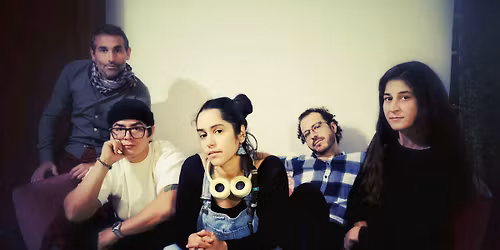 La Casa Flotante  - Musique Latino Am\u00e9ricaine