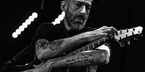 Jon Gomm