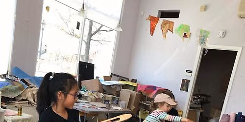 Weaving and fiber arts with Mihoko