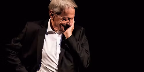 Radn\u00f3ti Sz\u00ednh\u00e1z: Kosztol\u00e1nyi \u2013 B\u00e1lint Andr\u00e1s estje